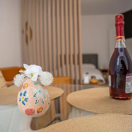Glow Retreat, 10 Min To The Sea Appartement Năvodari
