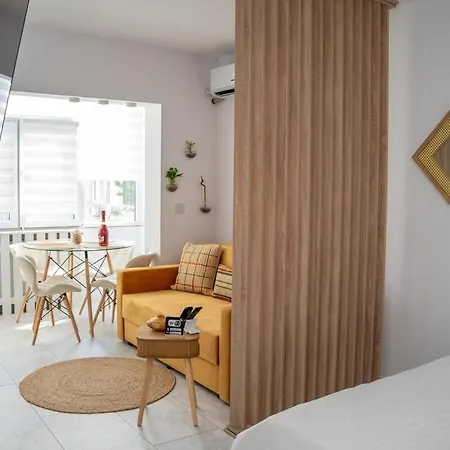 Apartman Glow Retreat, 10 Min To The Sea *
