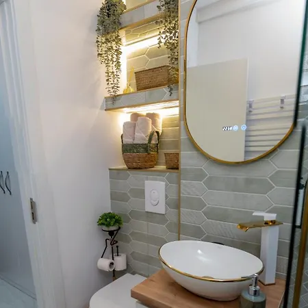 Glow Retreat, 10 Min To The Sea Apartman *