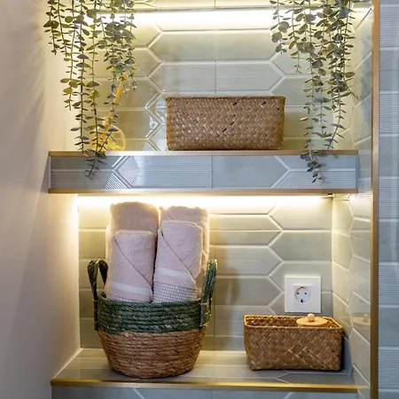 Glow Retreat, 10 Min To The Sea Apartman *